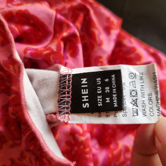 SHEIN Floral Print High Neck Bodycon Dress - Picture 6 of 12